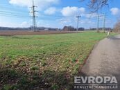 Pozemek pro milovníky koní, cena cena v RK, nabízí 