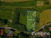 Stavební pozemek 1 199 m v Sendražicích u Smiřic klidná lokalita, soukromí a výborná dostupnost, cena 3117400 CZK / objekt, nabízí 